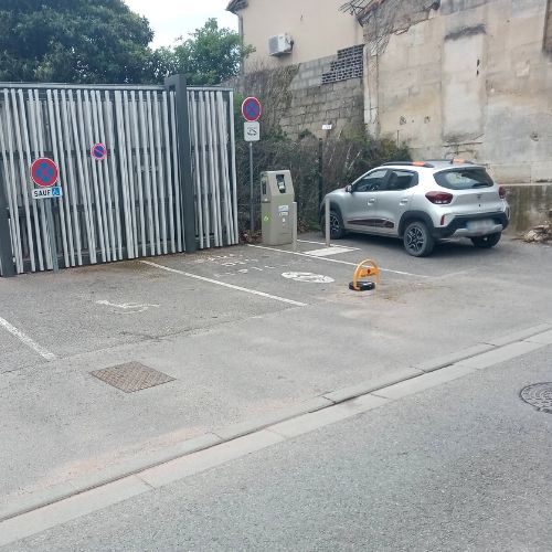 barrière de parking solaire 